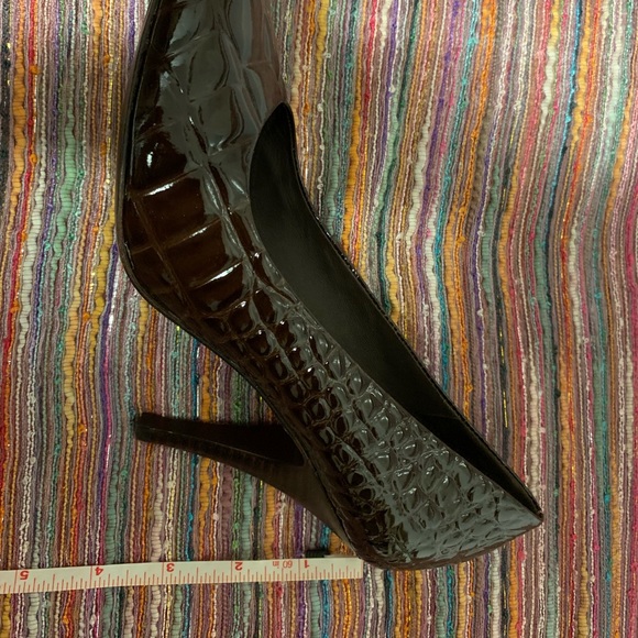 J Vincent Brown Patent All Leather Heels - Picture 4 of 6